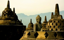 Rencontres et merveilles : du village javanais à Borobudur